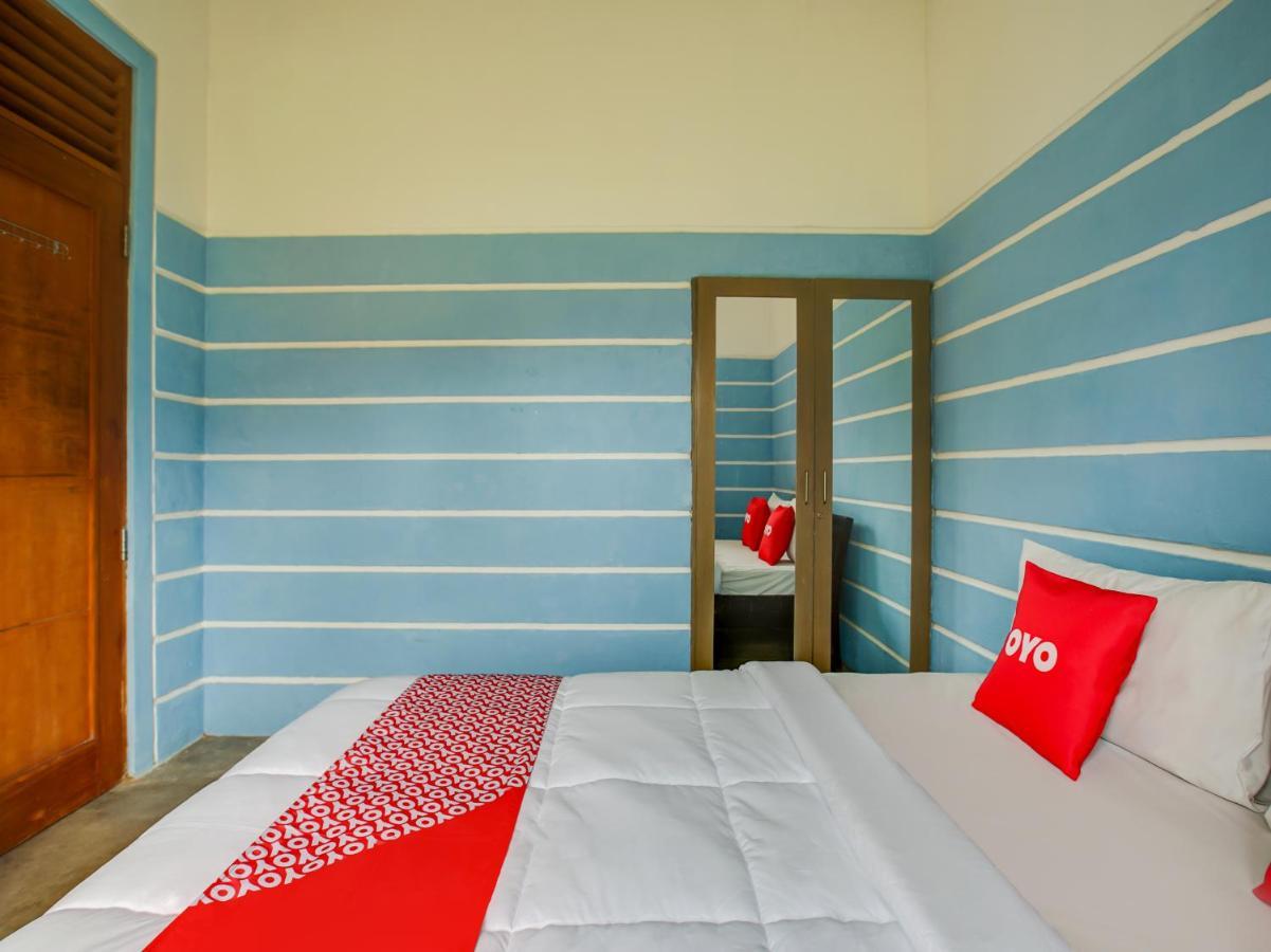 Oyo 3896 Villa Pesona Wisata Puncak チアンジュール エクステリア 写真