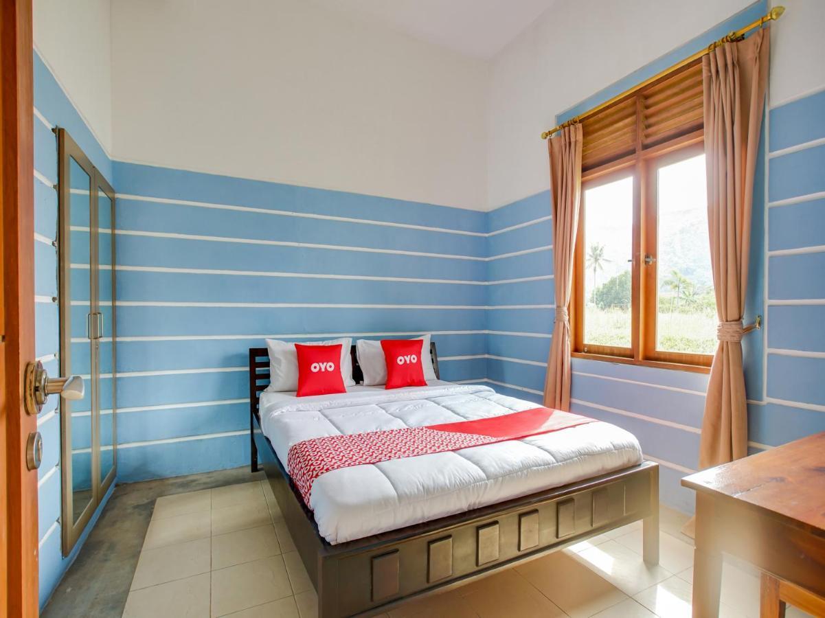 Oyo 3896 Villa Pesona Wisata Puncak チアンジュール エクステリア 写真