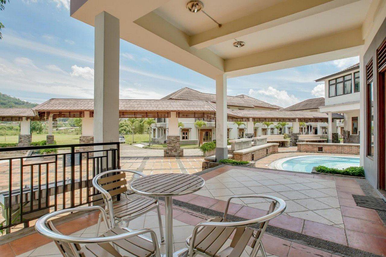 Oyo 3896 Villa Pesona Wisata Puncak チアンジュール エクステリア 写真