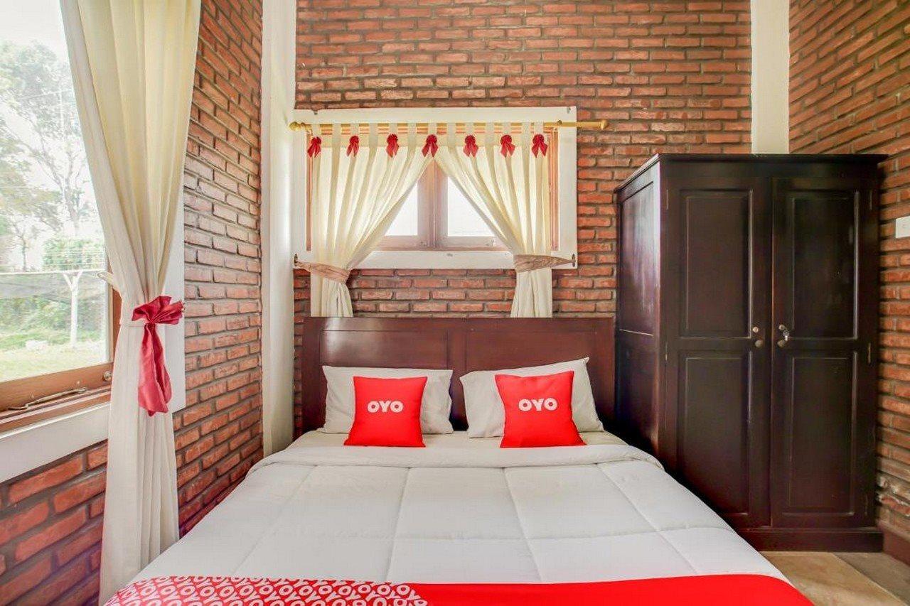 Oyo 3896 Villa Pesona Wisata Puncak チアンジュール エクステリア 写真